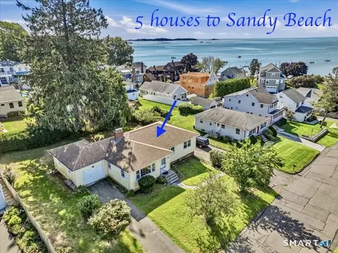 15 Third Ave, Branford, CT 06405