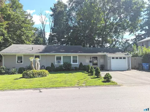 Exterior - 38 Pine St, Norwich, CT 06360 photo 10 of 10