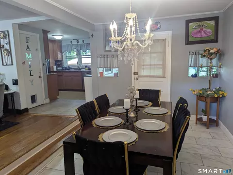 Dining - 38 Pine St, Norwich, CT 06360 photo 1 of 1