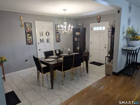 Entry Way - 38 Pine St, Norwich, CT 06360 photo 1 of 1