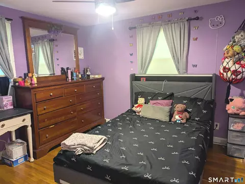Bedroom - 38 Pine St, Norwich, CT 06360 photo 3 of 7