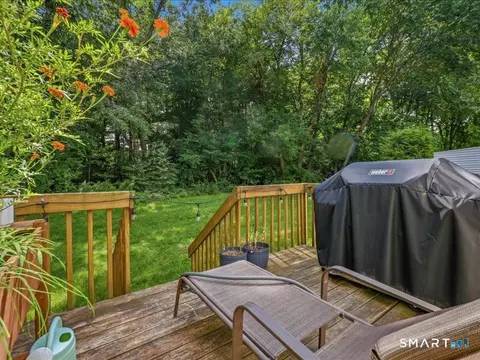Exterior - 2900 Dover Ct, Windsor, CT 06095 photo 3 of 3