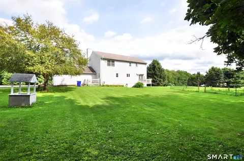 Exterior - 98 East St, Bethlehem, CT 06751 photo 7 of 10