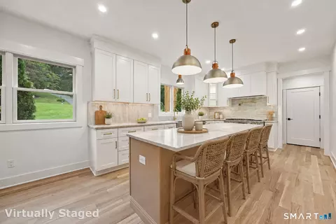Kitchen - 96 Studio Rd, Stamford, CT 06903 photo 2 of 3