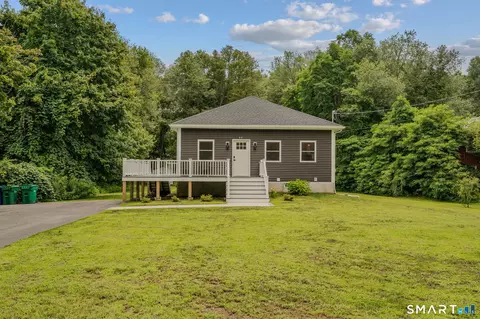 64 Mullen Hill Rd, Waterford, CT 06385