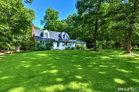 131 Pepper Tree Hill Ln, Southbury, CT 06488