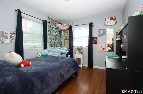 Bedroom - 76 Jessie Dr, West Haven, CT 06516 photo 2 of 7