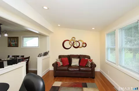 Living - 76 Jessie Dr, West Haven, CT 06516 photo 5 of 5