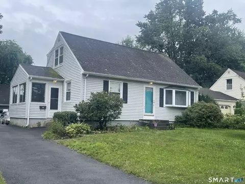 36 Sedgwick Rd, East Hartford, CT 06108