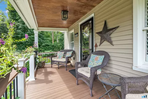 Exterior - 595 Wheeler Rd, Monroe, CT 06468 photo 3 of 10