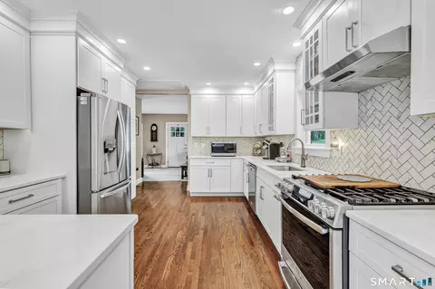 Kitchen - 595 Wheeler Rd, Monroe, CT 06468 photo 1 of 4