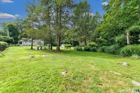 Exterior - 595 Wheeler Rd, Monroe, CT 06468 photo 10 of 10