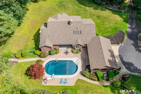 View/Area - 126 E Putnam Rd, Putnam, CT 06260 photo 1 of 1
