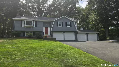 211 Mountain Rd, Granby, CT 06060