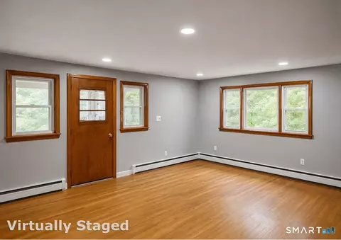 64 Katherine Ave, Killingly, CT 06070 photo 3