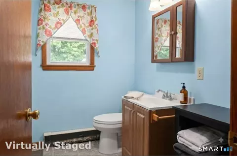 64 Katherine Ave, Killingly, CT 06070 photo 4