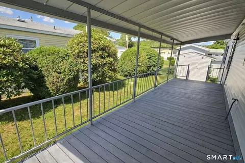 Exterior - 18 Broadway N, Westbrook, CT 06498 photo 4 of 4