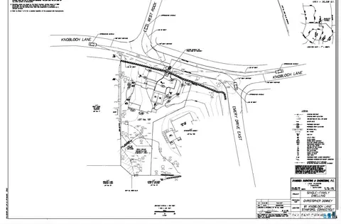 91 Knobloch Ln, Stamford, CT 06902