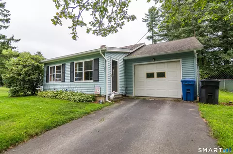Exterior - 20 Basley Rd, Plainfield, CT 06374 photo 3 of 7