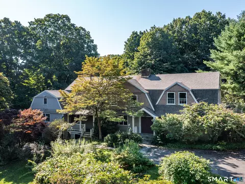 625 Charcoal Ave, Middlebury, CT 06762