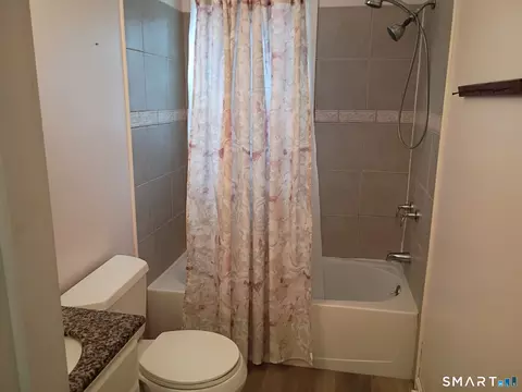 Bath - 43 Athol St #43, Killingly, CT 06239 photo 1 of 2