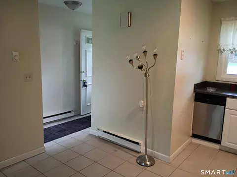 Entry Way - 43 Athol St #43, Killingly, CT 06239 photo 1 of 2