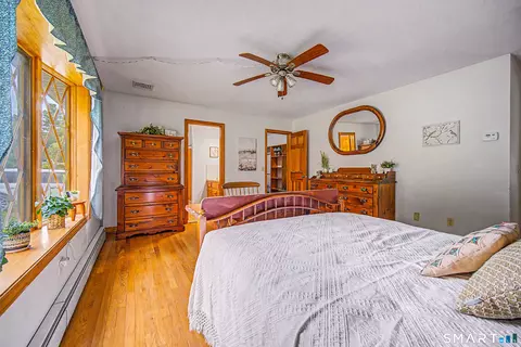 Bedroom - 39 Cannon Rd, Hampton, CT 06247 photo 2 of 5