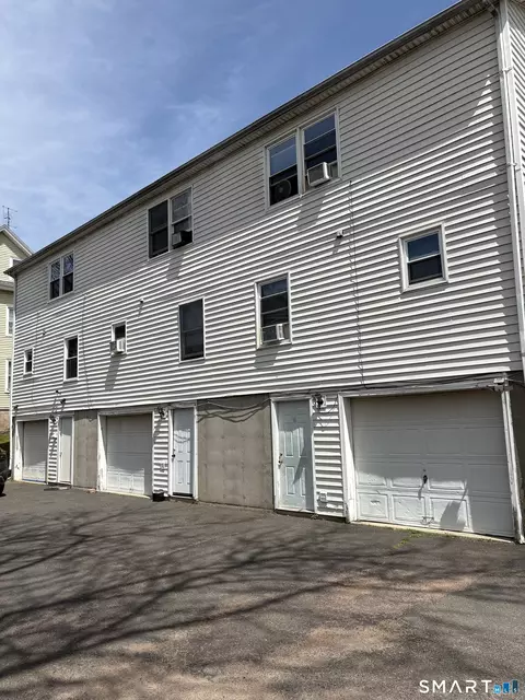 Exterior - 227 E Main St, Middletown, CT 06457 photo 2 of 4