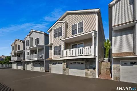 42 Highland Rd #5, Stamford, CT 06902