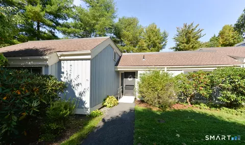 682 Heritage Vlg #A, Southbury, CT 06488