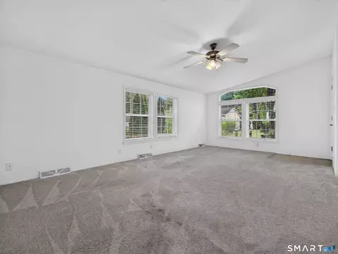 Living - 4 Cliff Rd, Ledyard, CT 06339 photo 4 of 4
