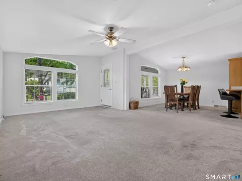 Living - 4 Cliff Rd, Ledyard, CT 06339 photo 2 of 4
