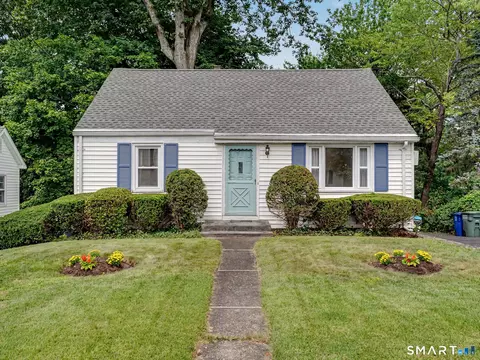 196 N Anthony St, Bridgeport, CT 06606