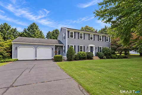 48 Hawthorne Mead Dr, Glastonbury, CT 06033