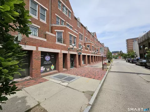 95 Audubon St #36, New Haven, CT 06510
