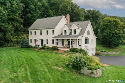 513 Tryon St, Glastonbury, CT 06073