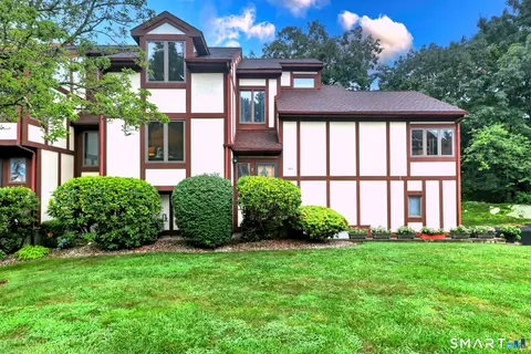 690 Forest Rd #783, West Haven, CT 06516