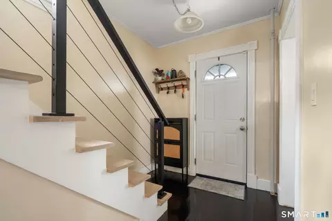 Entry Way - 31 Palmer St, Killingly, CT 06239 photo 2 of 6