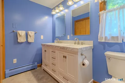 Bath - 5 Pond View Dr, Cromwell, CT 06416 photo 2 of 5