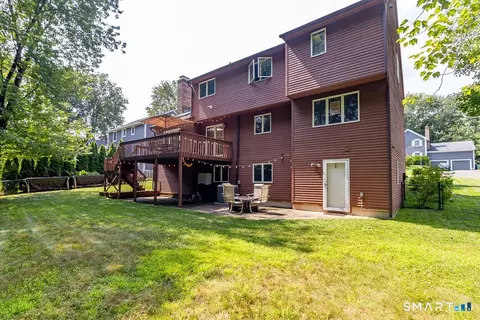 Exterior - 5 Pond View Dr, Cromwell, CT 06416 photo 4 of 4