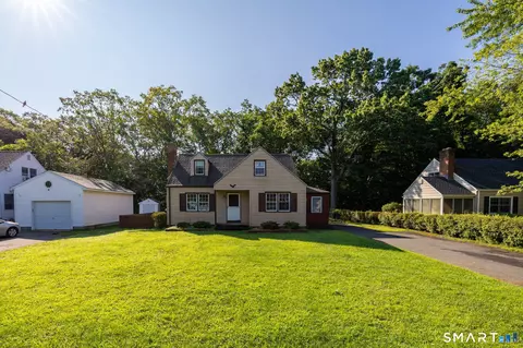 Exterior - 73 Circle Dr, Windsor Locks, CT 06096 photo 6 of 10