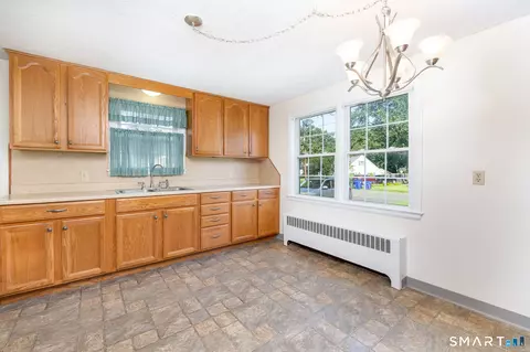Kitchen - 73 Circle Dr, Windsor Locks, CT 06096 photo 2 of 3