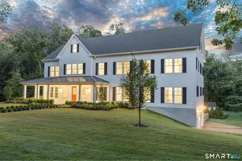 102 Silver Ridge Rd, New Canaan, CT 06840