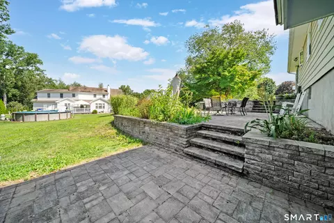 Exterior - 194 Cedar St, Wethersfield, CT 06109 photo 7 of 10