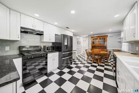 Kitchen - 194 Cedar St, Wethersfield, CT 06109 photo 3 of 6