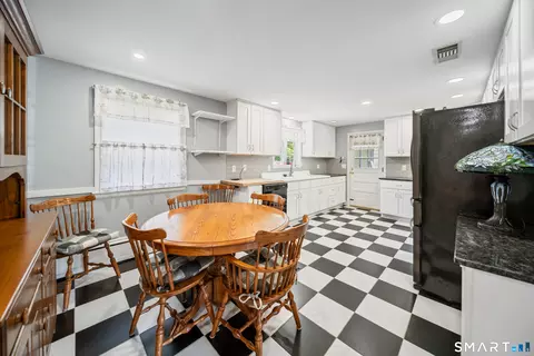 Kitchen - 194 Cedar St, Wethersfield, CT 06109 photo 4 of 6