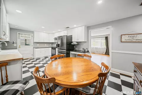 Kitchen - 194 Cedar St, Wethersfield, CT 06109 photo 6 of 6