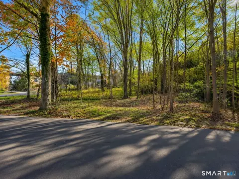 1 Edge Hill Ln, Westport, CT 06880