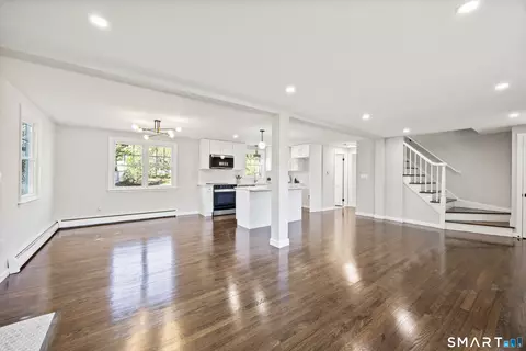Living - 325 Circle Dr, Torrington, CT 06790 photo 4 of 5