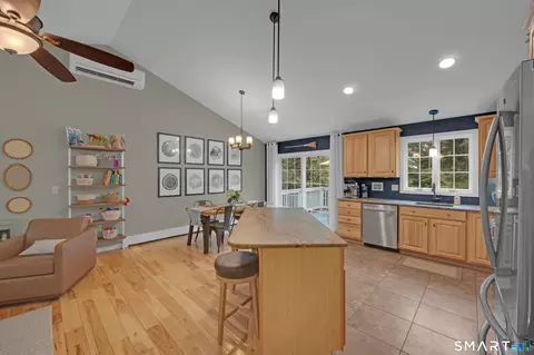 Kitchen - 76 Juniper Way, Brooklyn, CT 06234 photo 2 of 4